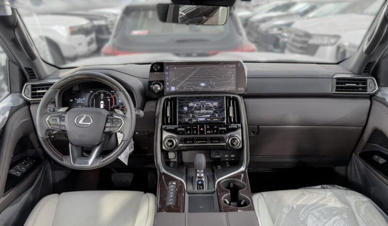 
								2026 Lexus LX700h Signature 3.5L AT Hybrid with Auto park (Gray) full									