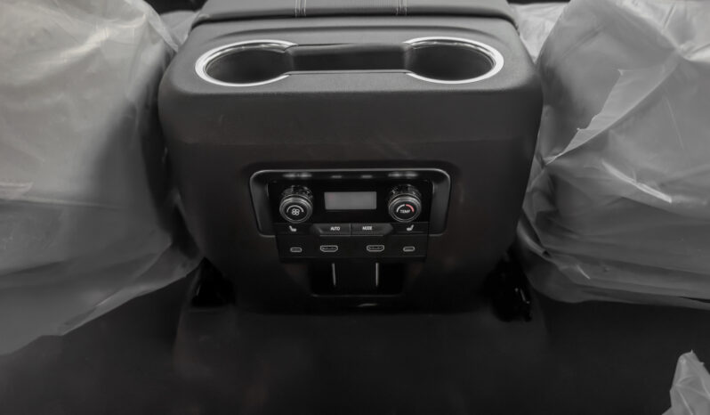 
								2026 GMC Yukon Elevation 5.3L AT Petrol (Black-Gray) full									