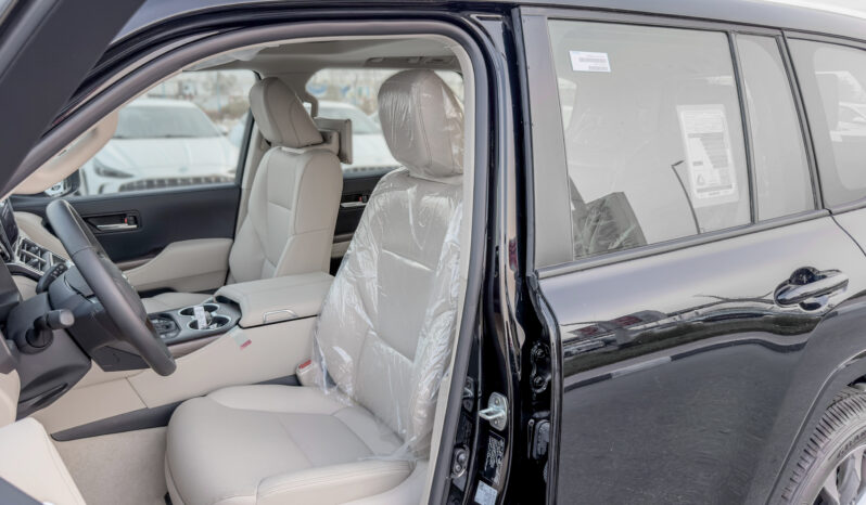 
								2026 Toyota Land Cruiser GXR 3.5L AT Petrol (With Radar,No JBL) full									