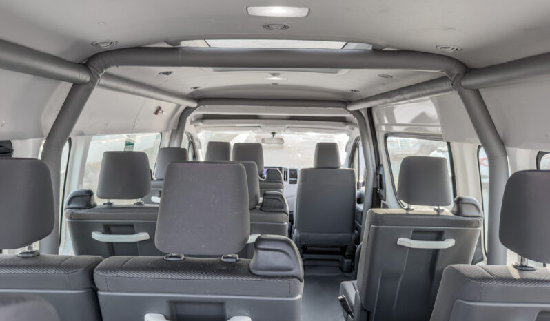 
								2026 Toyota Hiace 2.8L MT Diesel (White) Modified 4×4 full									
