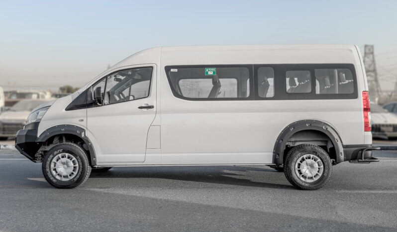 
								2026 Toyota Hiace 2.8L MT Diesel (White) Modified 4×4 full									