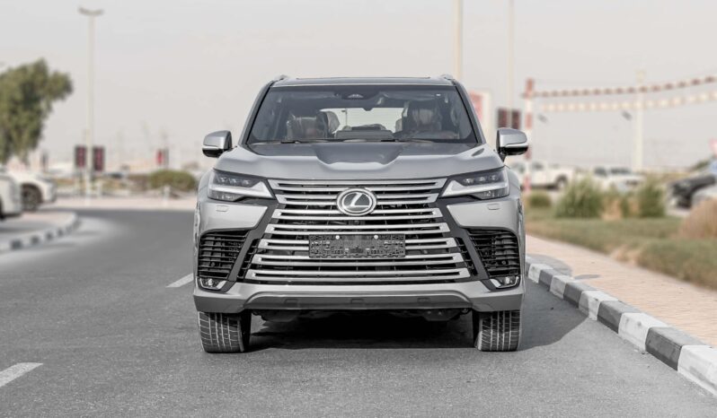 
								2026 Lexus LX700h Signature 3.5L AT Hybrid W/Auto park (Silver) full									