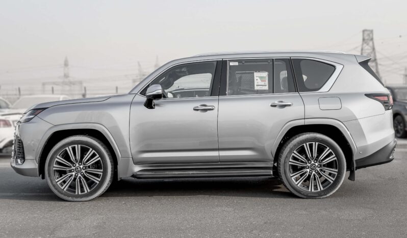 
								2026 Lexus LX700h Signature 3.5L AT Hybrid W/Auto park (Silver) full									