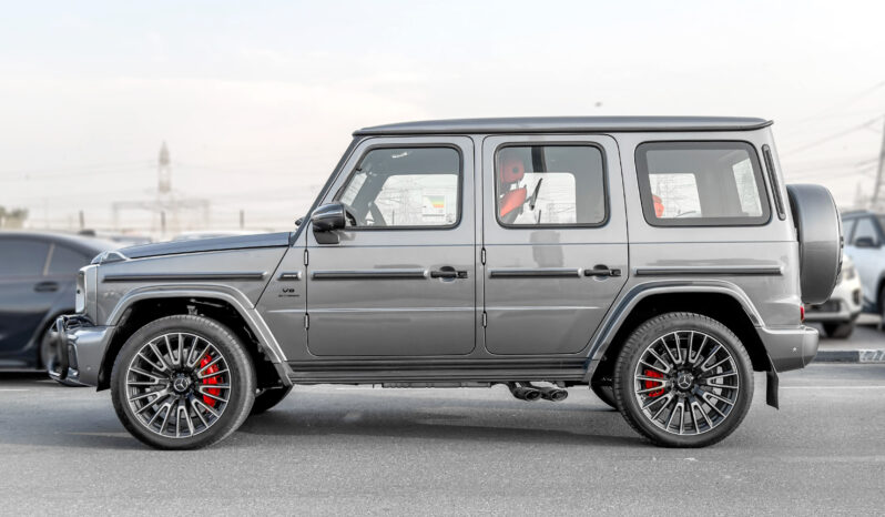 
								2026 Mercedes-Benz AMG G 63 4.0L AT Petrol (Carbon In&Out) full									
