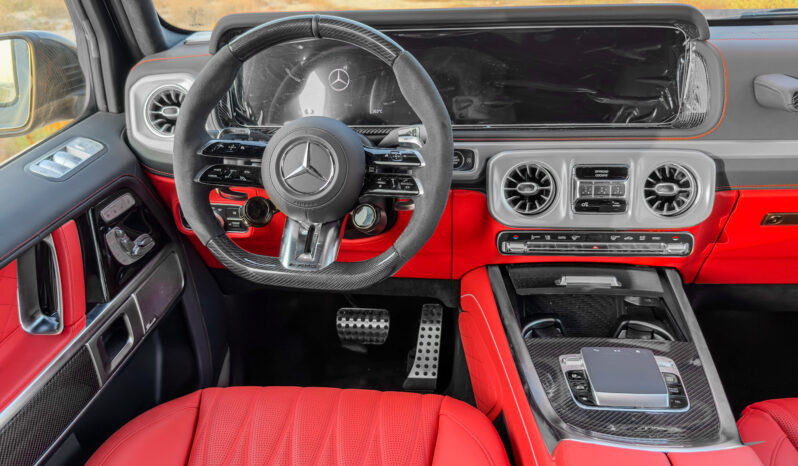 
								2026 Mercedes-Benz AMG G 63 4.0L AT Petrol (Carbon In&Out) full									