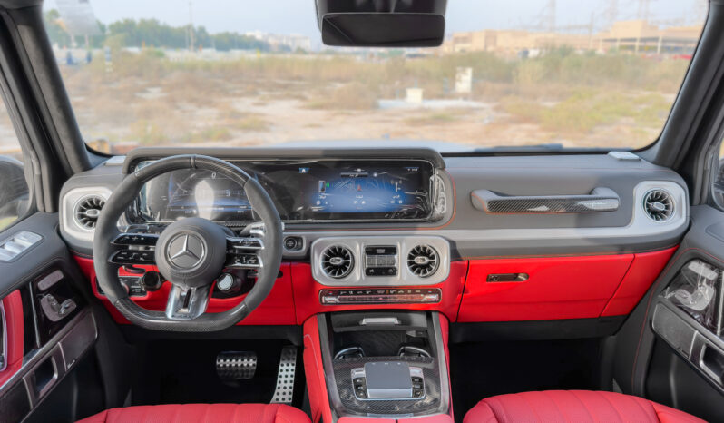 
								2026 Mercedes-Benz AMG G 63 4.0L AT Petrol (Carbon In&Out) full									