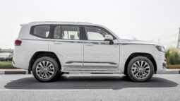 2026 Toyota Land Cruiser GXR 3.5L AT Hybrid (White-Beige)