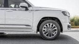 
										2026 Toyota Land Cruiser GXR 3.5L AT Hybrid (White-Beige) full									