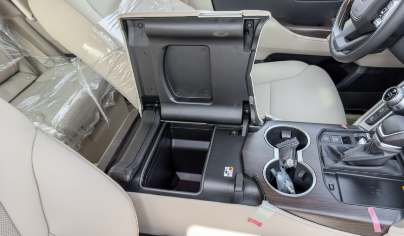 
								2026 Toyota Land Cruiser GXR 3.5L AT Hybrid (White-Beige) full									