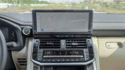 
										2026 Toyota Land Cruiser GXR 3.5L AT Hybrid (White-Beige) full									