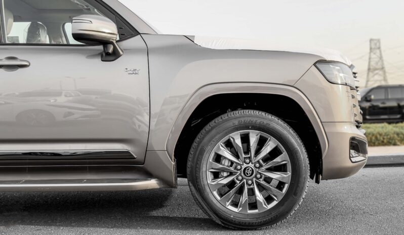 
								2026 Toyota Land Cruiser GXR 3.5L AT Hybrid (Bronze-Beige) full									