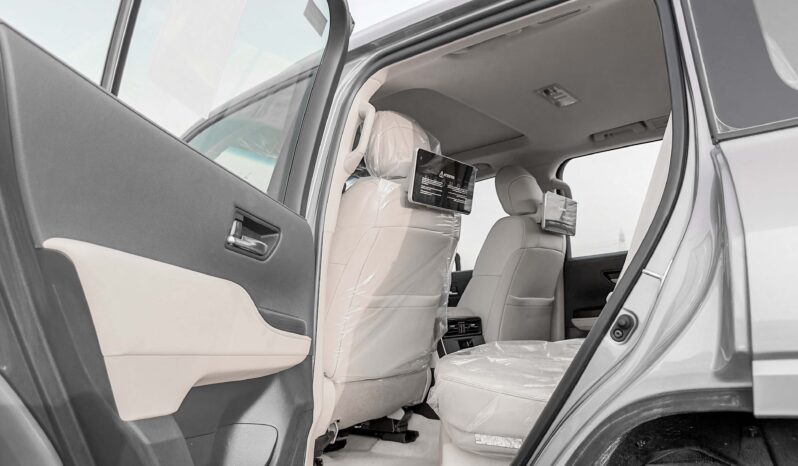 
								2026 Toyota Land Cruiser GXR 3.5L AT Hybrid (Bronze-Beige) full									