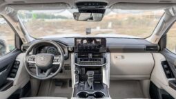 
										2026 Toyota Land Cruiser GXR 3.5L AT Hybrid (Bronze-Beige) full									