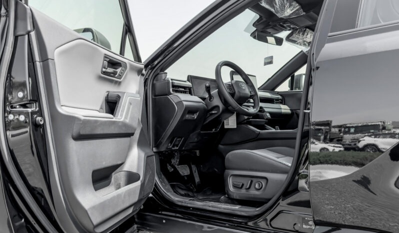 
								2026 Toyota Rav4 XSE 2.5L AT Hybrid (Black-Black) full									