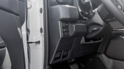 
										2027 Toyota Land Cruiser FJ 2.7L AT Petrol (White-Black) full									