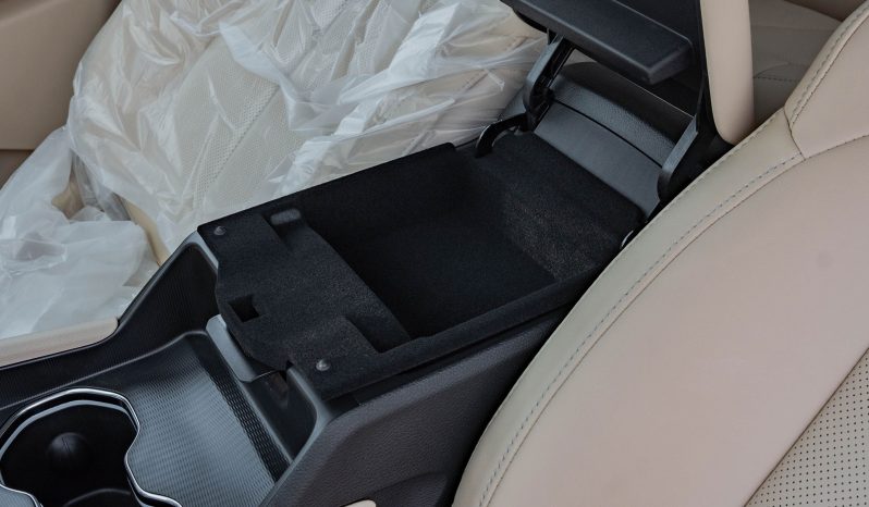 
2025 Jeep Grand Cherokee 3.6L AT Petrol full									