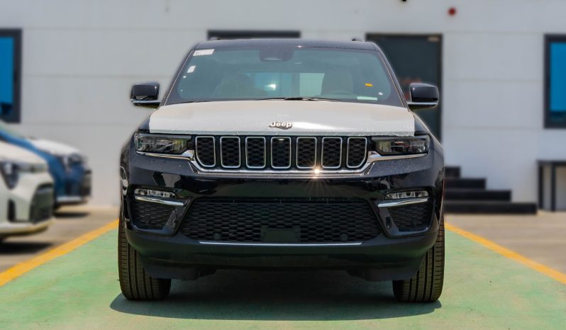
2025 Jeep Grand Cherokee 3.6L AT Petrol full									