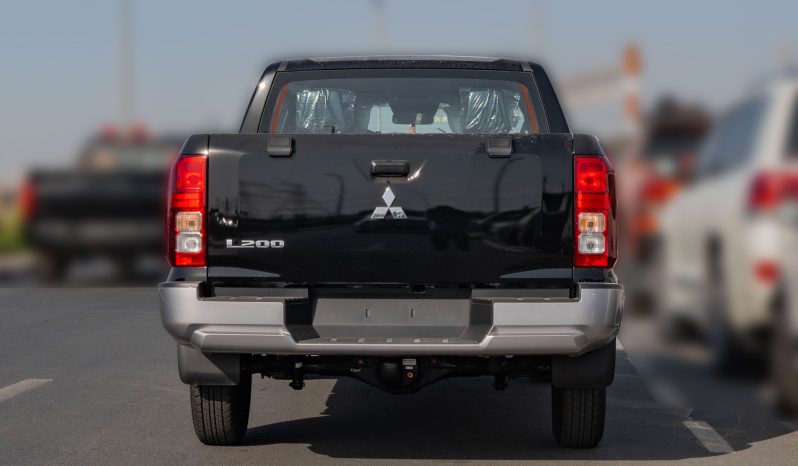 
2025 Mitsubishi L200 GL 2.4L MT Petrol (Black) full									