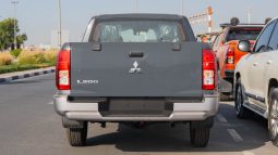 
2025 Mitsubishi L200 GL 2.4L MT Petrol (Gray) full									