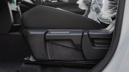 
										2025 Mitsubishi L200 GL 2.4L Mt Petrol w/ Screen full									