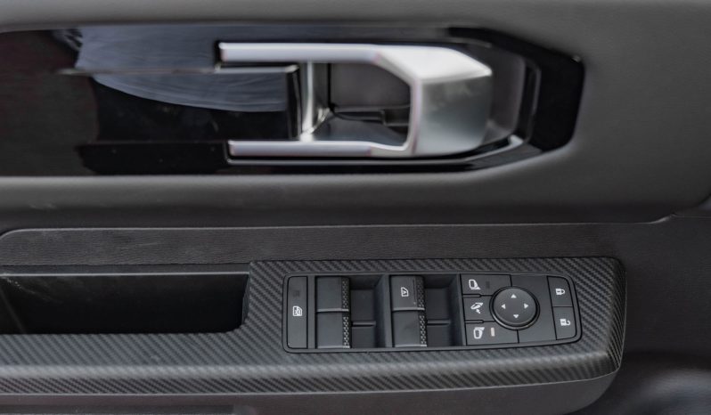 
2025 Mitsubishi L200 GL 2.4L MT Diesel w/ Screen full									