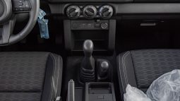 
										2025 Mitsubishi L200 GL 2.4L Mt Petrol w/ Screen full									