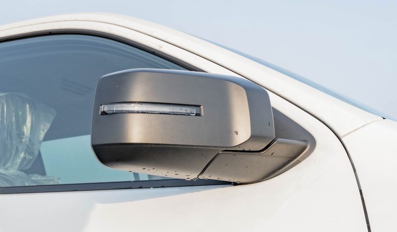 
2025 Mitsubishi L200 GL 2.4L MT Diesel w/ Screen full									