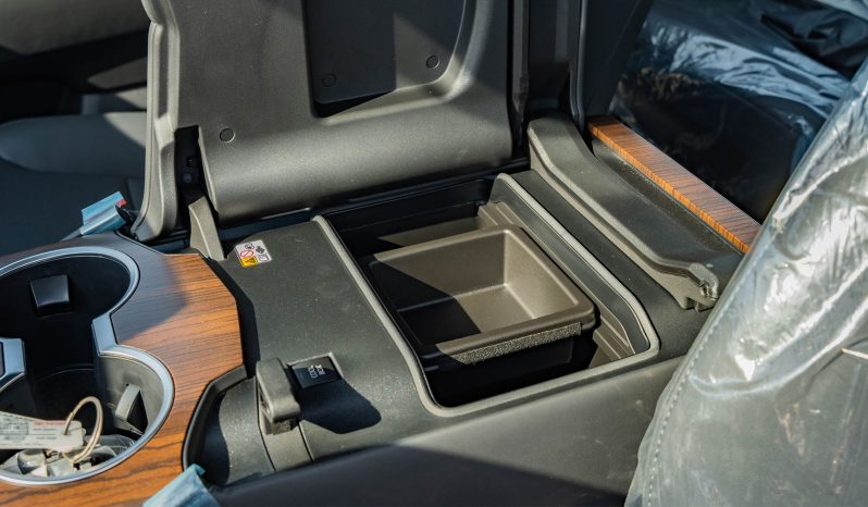 
2026 Toyota Land Cruiser 300 GXR 3.3L Twin Turbo Diesel AT full									