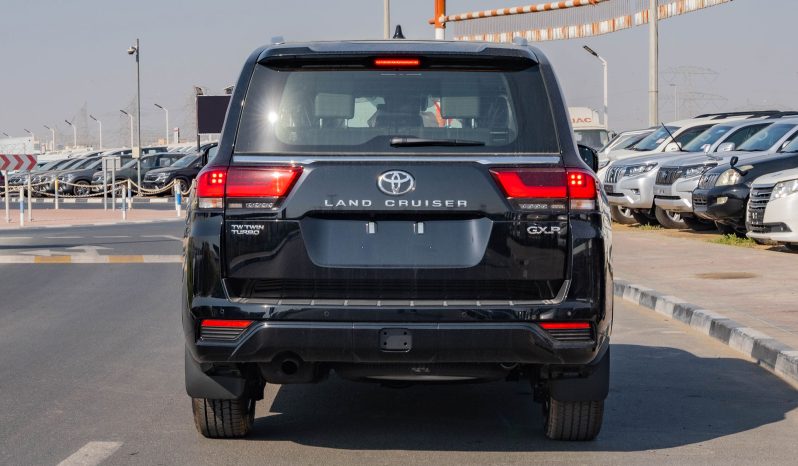 
2026 Toyota Land Cruiser 300 GXR 3.3L Twin Turbo Diesel AT full									