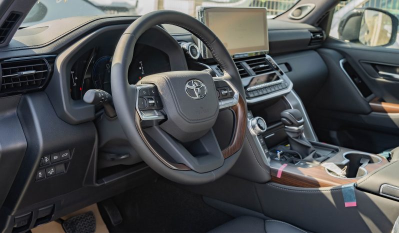 
2026 Toyota Land Cruiser 300 GXR 3.3L Twin Turbo Diesel AT full									