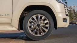 
2026 Toyota Land Cruiser 300 GXR 3.3L Twin Turbo AT Diesel full									