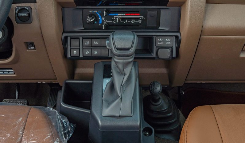 
2026 Toyota Land Cruiser LC 76 2.8L AT Diesel (Beige-Brown) full									