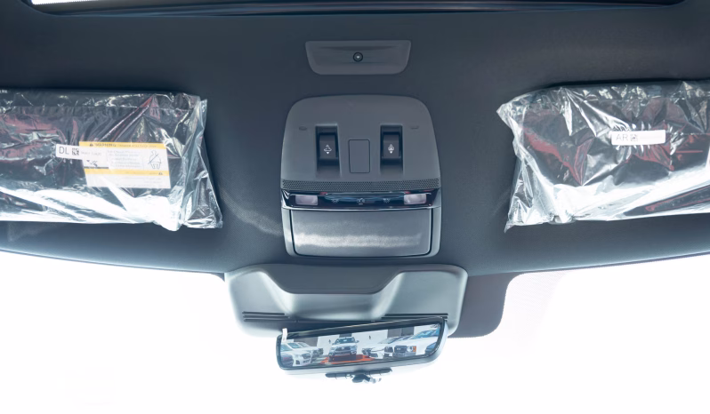 
2026 Nissan Patrol LE Platinum 3.5L AT Petrol TT (White-Red) full									