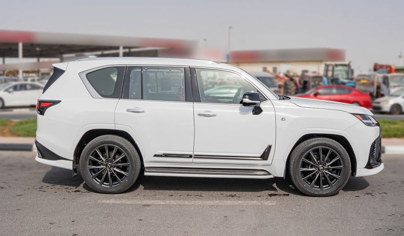 
								2026 Lexus LX600 F-Sport 3.5L AT Petrol (White) full									