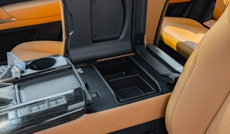 
2026 Lexus LX600 Prestige 3.5L AT Petrol full									