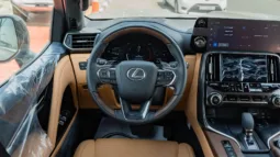 
2026 Lexus LX700h Signature 3.5L AT Hybrid (7seats) full									