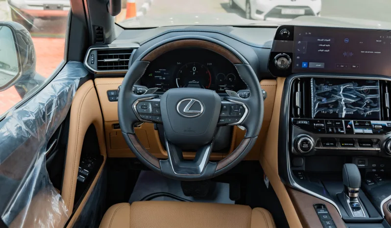
2026 Lexus LX700h Signature 3.5L AT Hybrid (7seats) full									