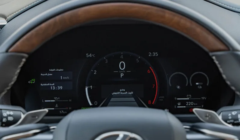 
2026 Lexus LX700h Signature 3.5L AT Hybrid (7seats) full									