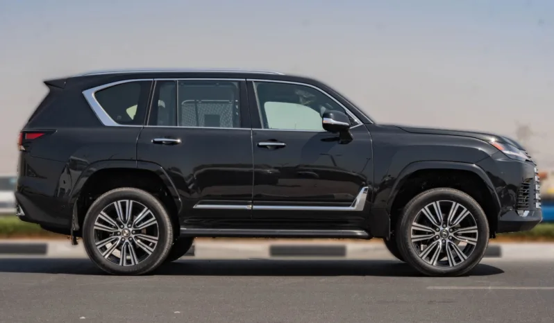 
2026 Lexus LX700h Signature 3.5L AT Hybrid (7seats) full									