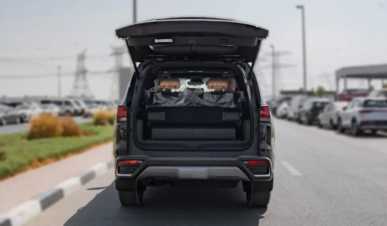 
2026 Lexus LX700h Signature 3.5L AT Hybrid (7seats) full									