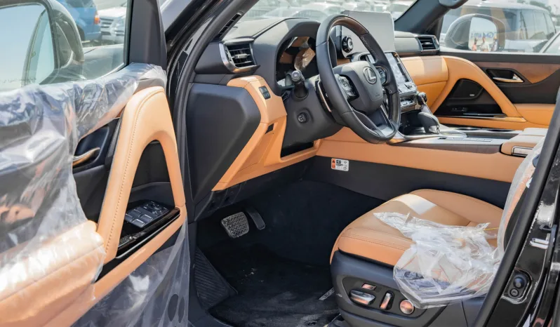 
2026 Lexus LX700h Signature 3.5L AT Hybrid (7seats) full									
