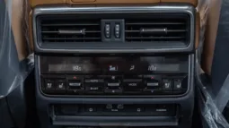 
2026 Lexus LX700h Signature 3.5L AT Hybrid (7seats) full									