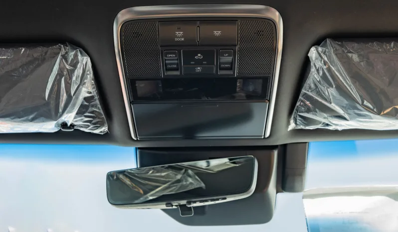 
2026 Lexus LX700h Signature 3.5L AT Hybrid (7seats) full									