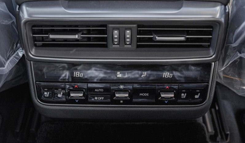 
								2025 Lexus LX600 Over-Trail 3.5L AT Petrol full									