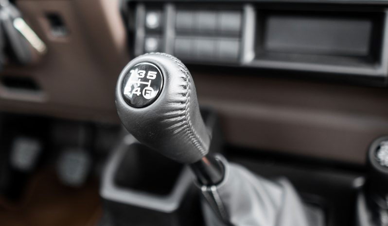 
2025 Toyota Land Cruiser LC 79 4.0L MT Petrol (White) full									