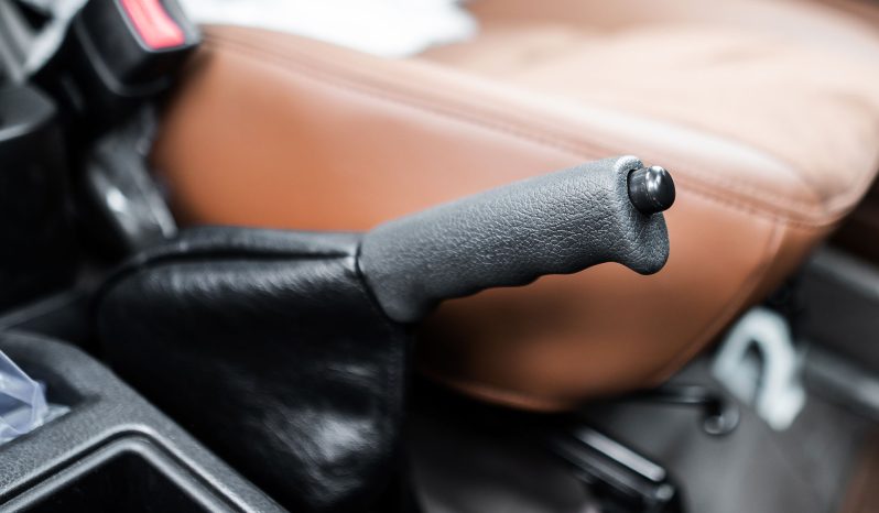 
2025 Toyota Land Cruiser LC 79 4.0L MT Petrol (White) full									