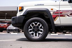 
2025 Toyota Land Cruiser LC 79 4.0L MT Petrol (White) full									