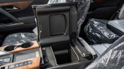 
2025 Lexus LX700h VIP 3.5L AT Hybrid (Black-Black) full									