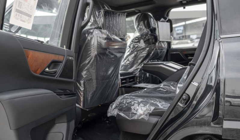 
2025 Lexus LX700h VIP 3.5L AT Hybrid (Black-Black) full									