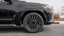 
2025 Lexus LX700h VIP 3.5L AT Hybrid (Black-Black) full									